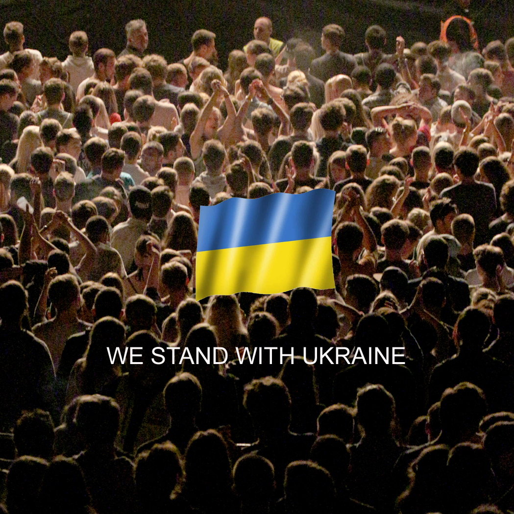 Life Magazin, WE STAND WITH UKRAINE , Putin, Krieg in der Ukraine, Ewald Tatar von Barracuda Music, Bilderbuch, Seiler & Speer, Wanda